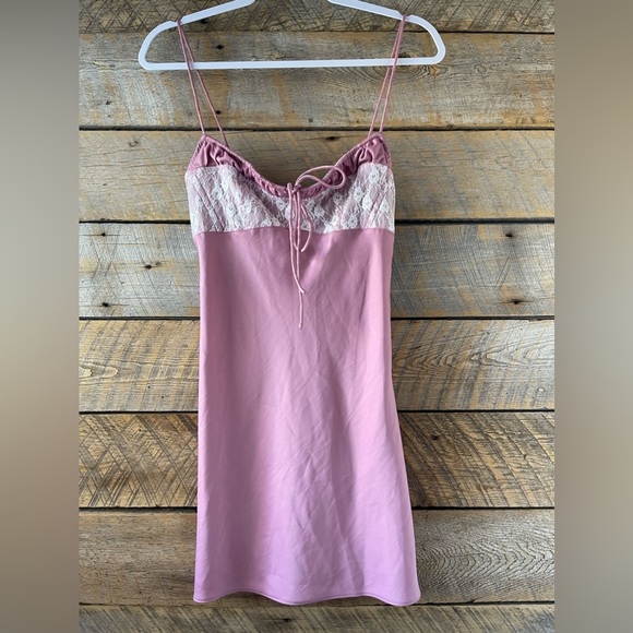 Urban Outfitters Perrie Lace-Inset Slip Dress Women’s Size Small Mauve Pink - Picture 5 of 16